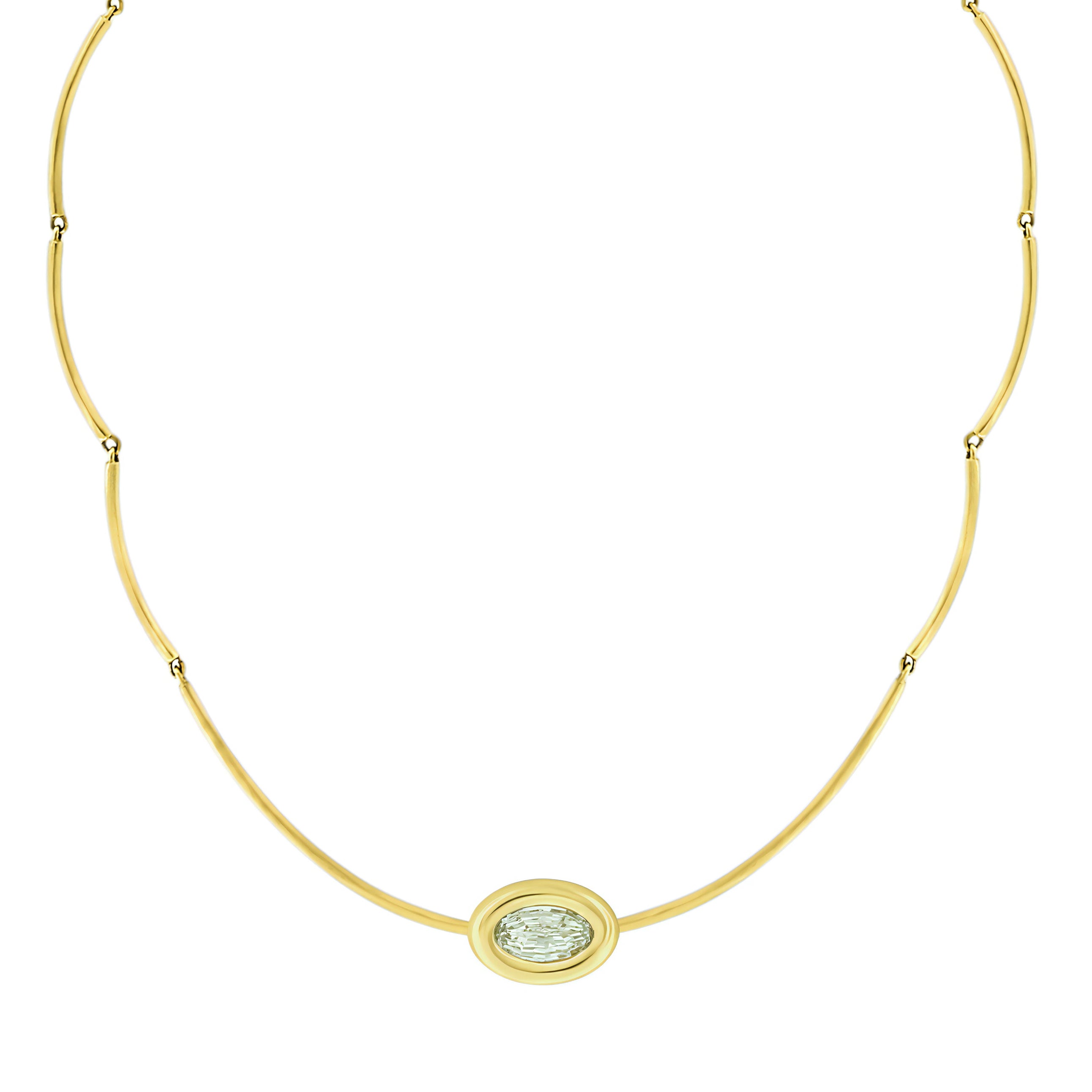 Crafted in 14k yellow gold, this elegant Cloud Link Necklace is accented with a bezeled step-cut white diamond and finished with a secure clamshell clasp closure.