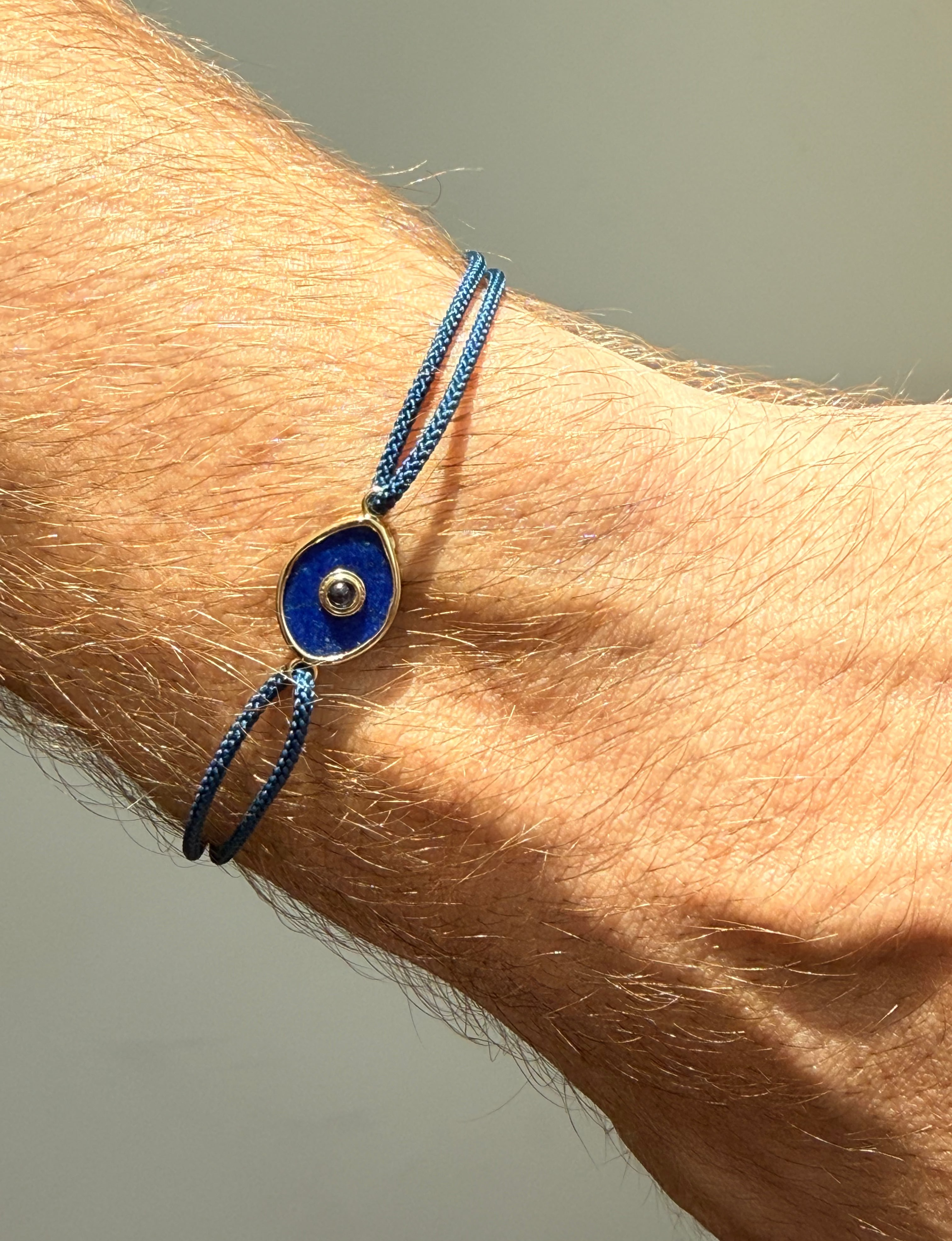 SHIELD ME Lingot avec Hexagone de Pierre de Lune sur Bracelet Perlé