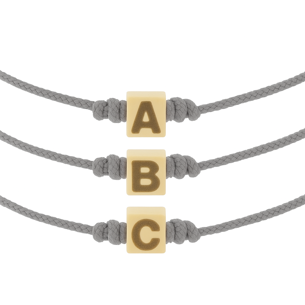 Bracelet cordon cube doré initial personnalisé