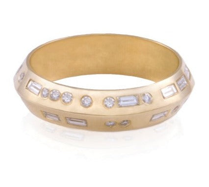 18k Yellow Gold Morse Code Ring with White Diamonds