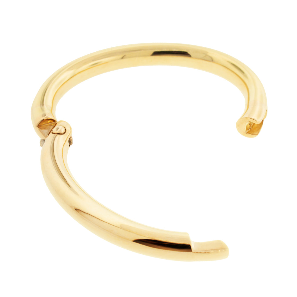 LUIS MORAIS 18K polished yellow gold Carabiner bangle bracelet with hinge closure.  Width: 8mm 
