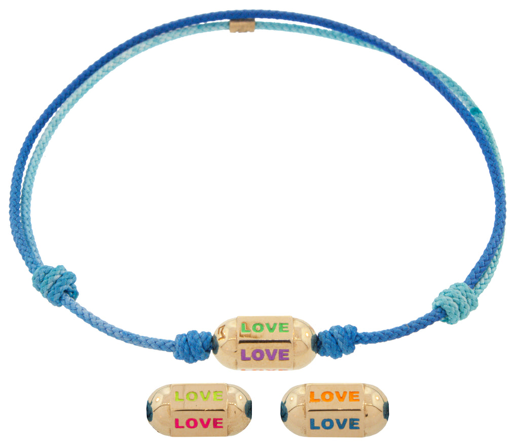 Perle de boulon hexagonal d’amour sur un bracelet de cordon